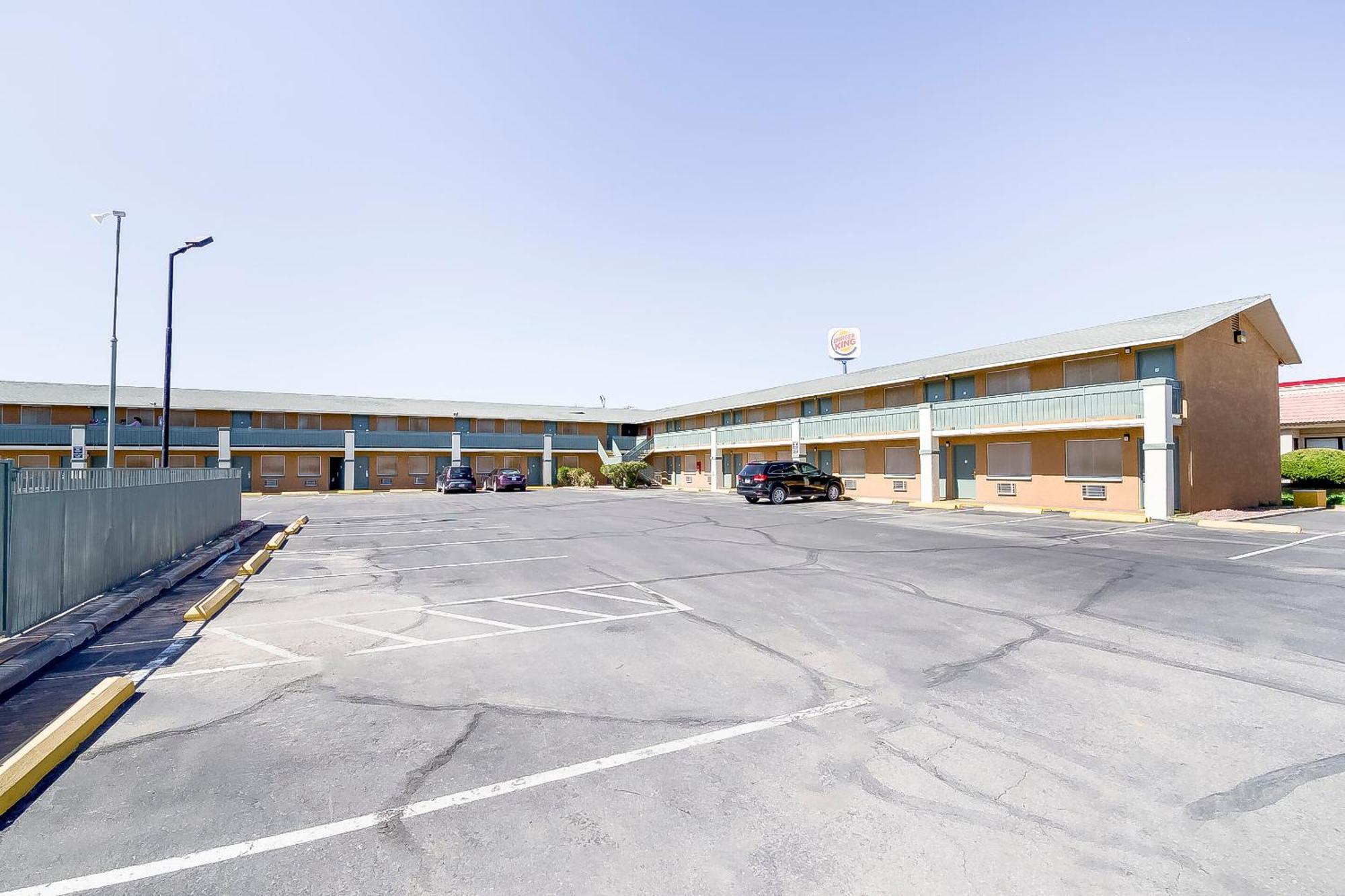 Oyo Hotel Eloy Casa Grande Near I-10 Екстериор снимка