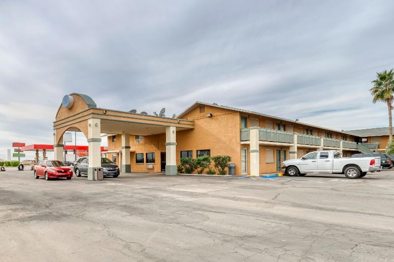 Oyo Hotel Eloy Casa Grande Near I-10 Екстериор снимка